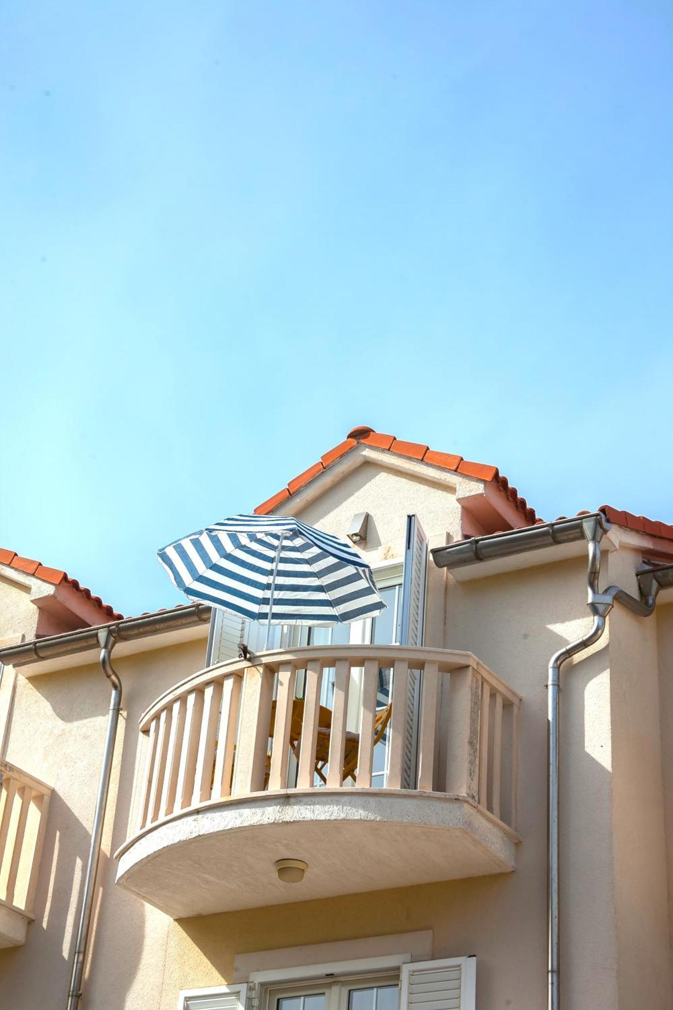 Helvetia Sunny Apartments Bol Ngoại thất bức ảnh