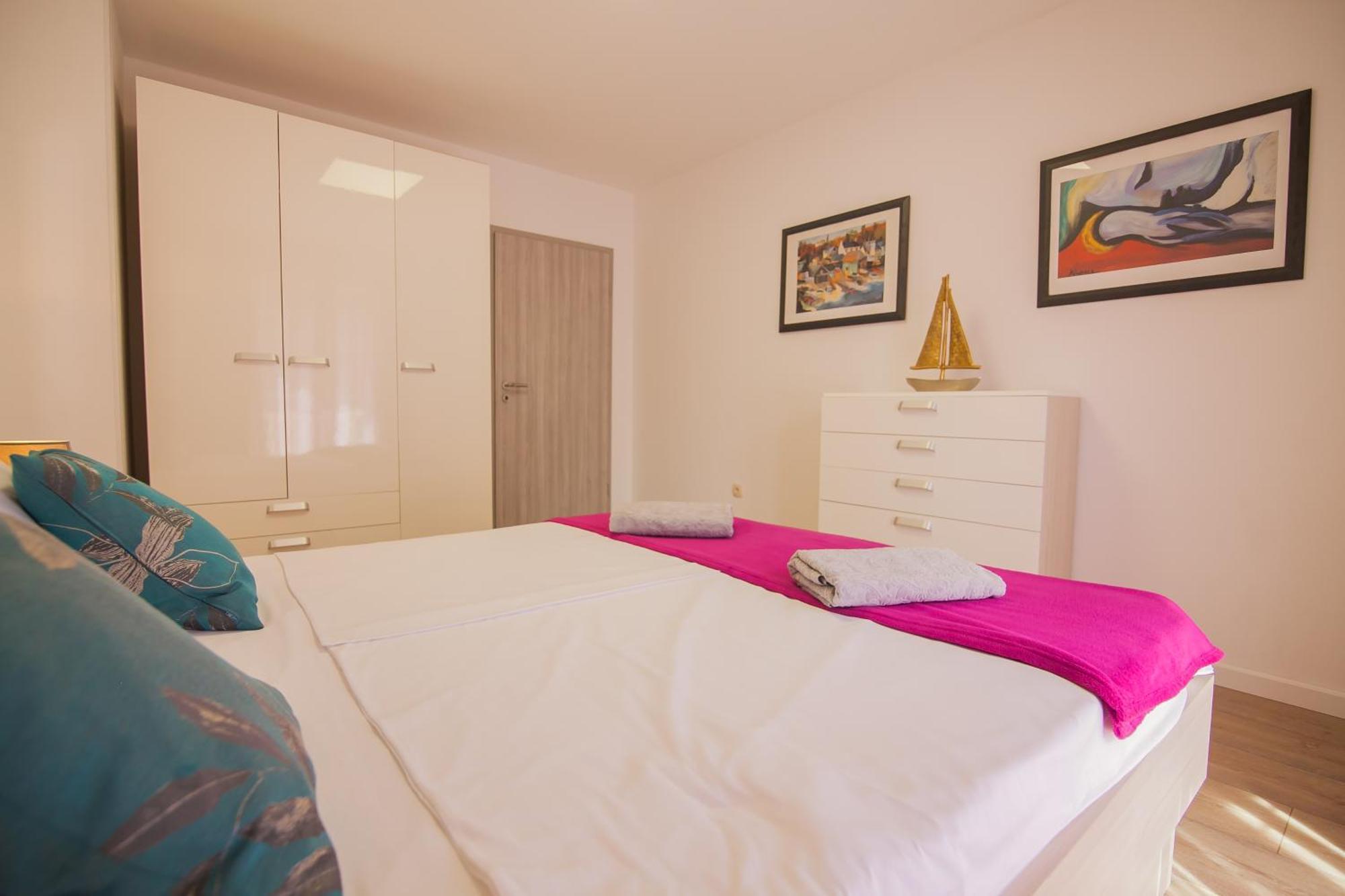 Helvetia Sunny Apartments Bol Ngoại thất bức ảnh