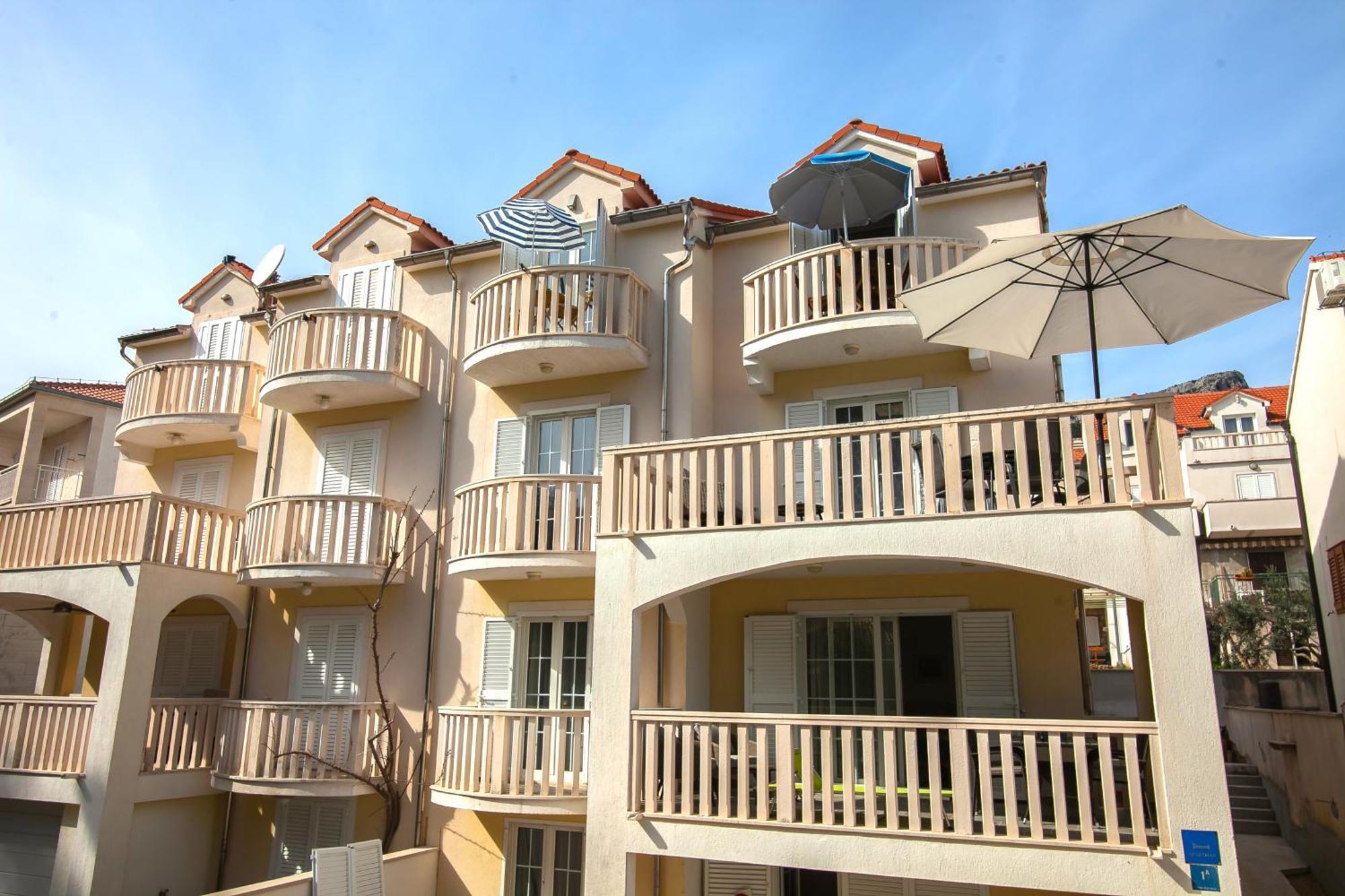 Helvetia Sunny Apartments Bol Ngoại thất bức ảnh