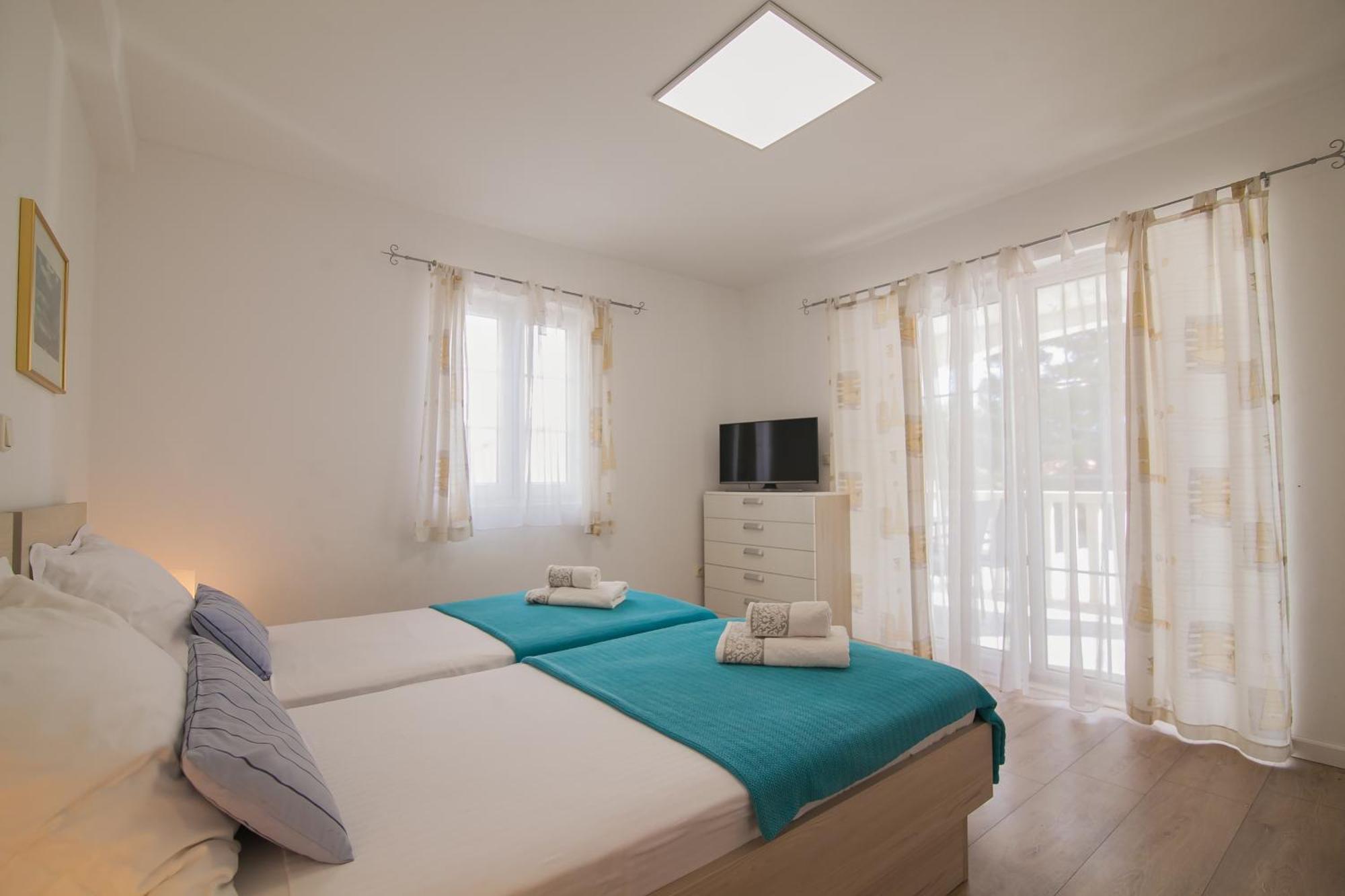 Helvetia Sunny Apartments Bol Ngoại thất bức ảnh